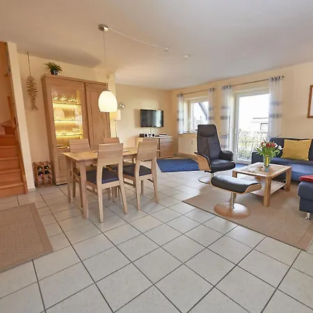 - 04 Mit Terrasse Strandnah Apartment