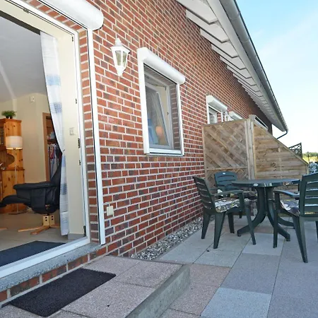- 04 Mit Terrasse Strandnah *